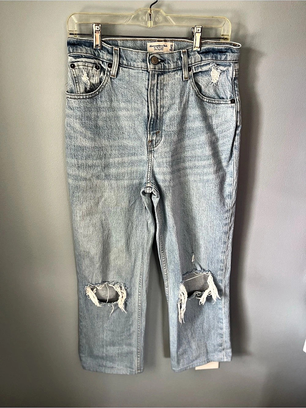 Abercrombie & Fitch The '90s Straight Ultra High Rise Jeans Waist 29